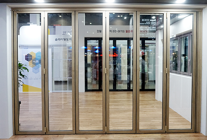 Folding Door Extension System(Wood texture pattern) Image5