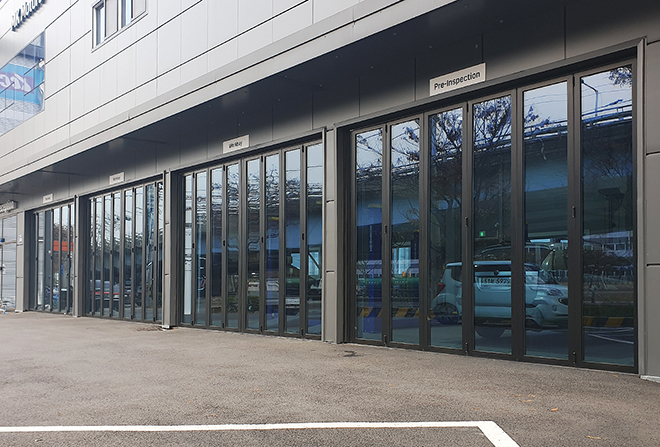 Smart Folding Door(For Auto Shop) Image7